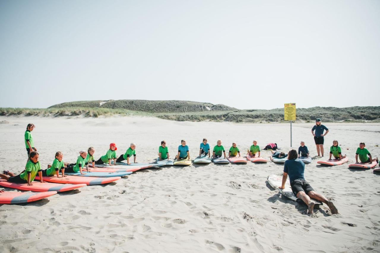 Family & Surfhostel Petten Eksteriør billede